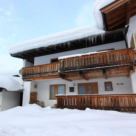 Boutique Apartment In Brixen With Mountain View Brixen im Thale Exterior photo